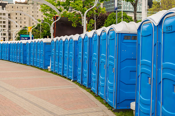 Best Standard Portable Toilet Rental in Freeport, IL